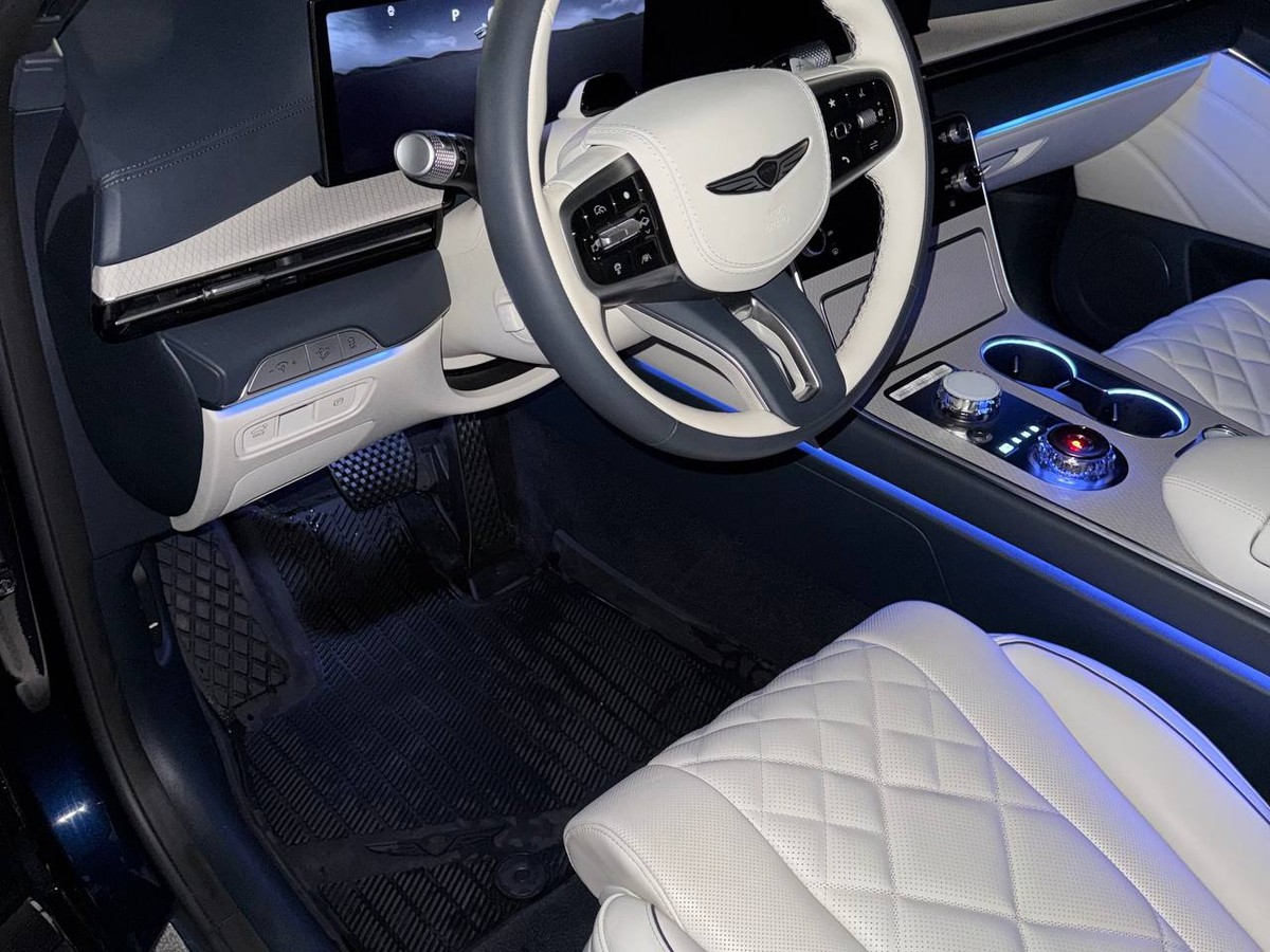 Interior Detailing — after